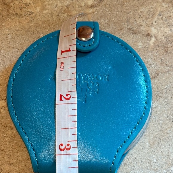 Rowallan Turquoise Leather Coin Holder - Picture 7 of 8